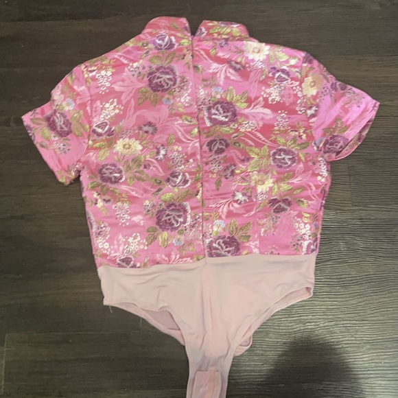 Light Pink Woven Oriental Print High Neck Bodysuit - Picture 5 of 5